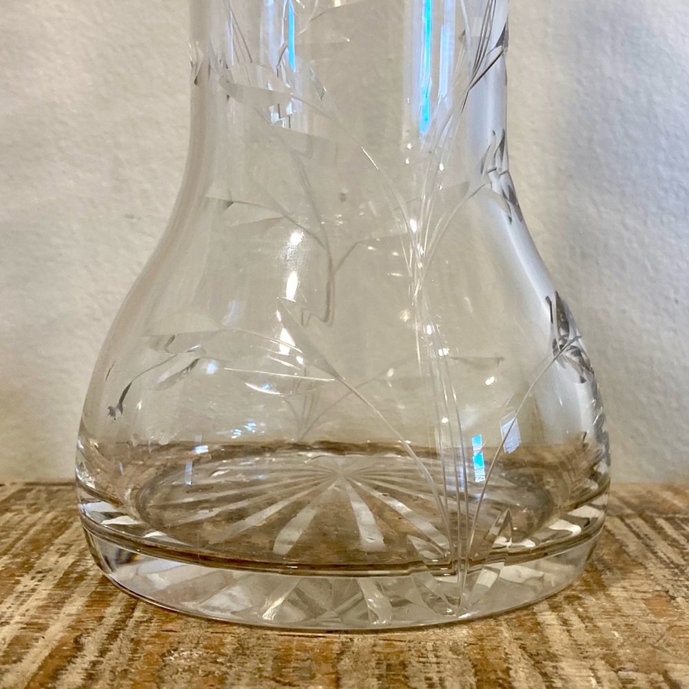 Vintage Etched Glass Vase with Floral Design Starburst Base Cottagecore Decor - Picture 4 of 12